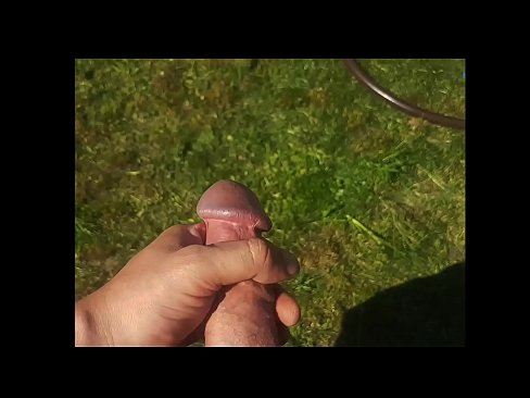 ❤️ Hot hottie får den rosa fitten hennes knullet og kommer med en sprut i en sommerhage ❌ Porno ved no.seecamsus.top